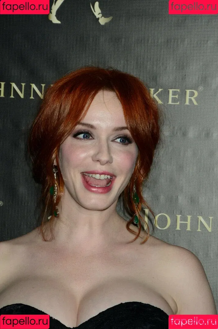 Christina Hendricks / actuallychristinahendricks Onlyfans Photo Gallery 