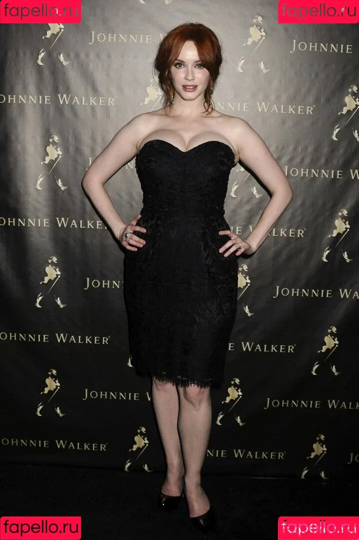 Christina Hendricks / actuallychristinahendricks Onlyfans Photo Gallery 