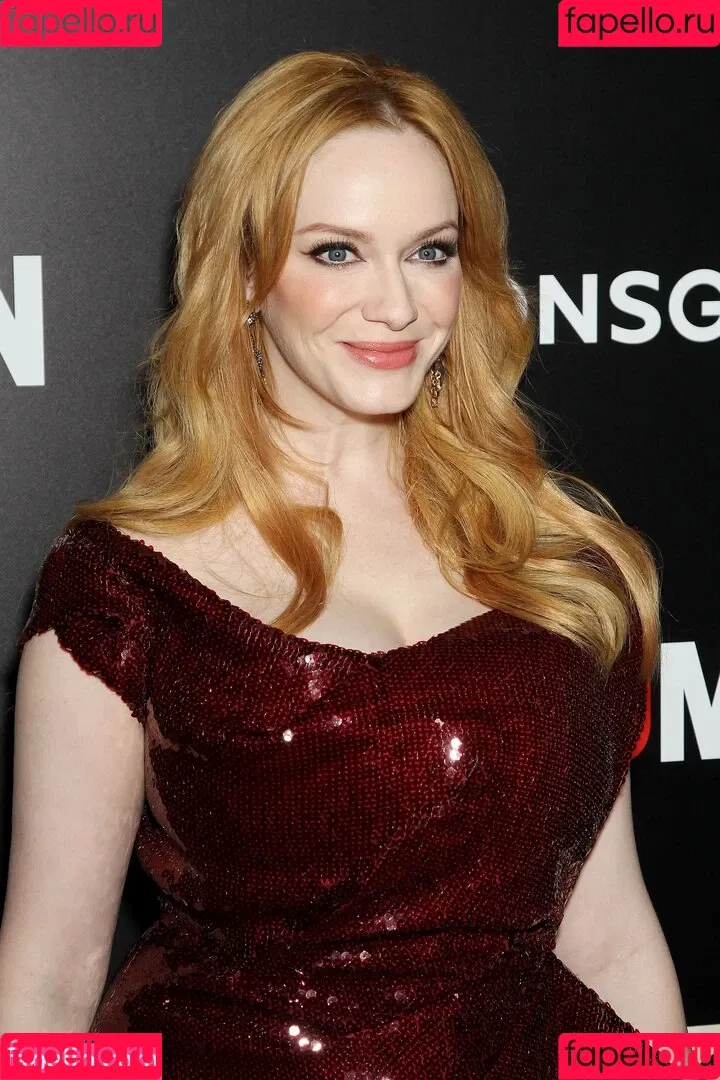Christina Hendricks / actuallychristinahendricks Onlyfans Photo Gallery 