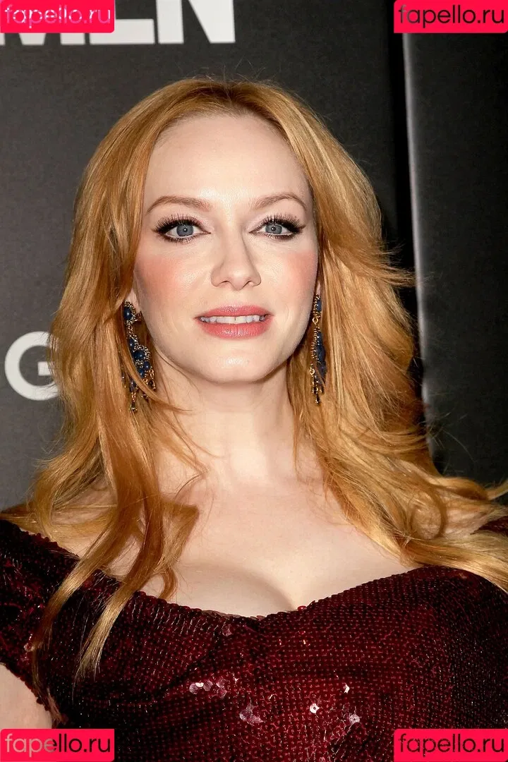 Christina Hendricks / actuallychristinahendricks Onlyfans Photo Gallery 