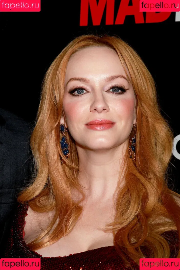 Christina Hendricks / actuallychristinahendricks Onlyfans Photo Gallery 