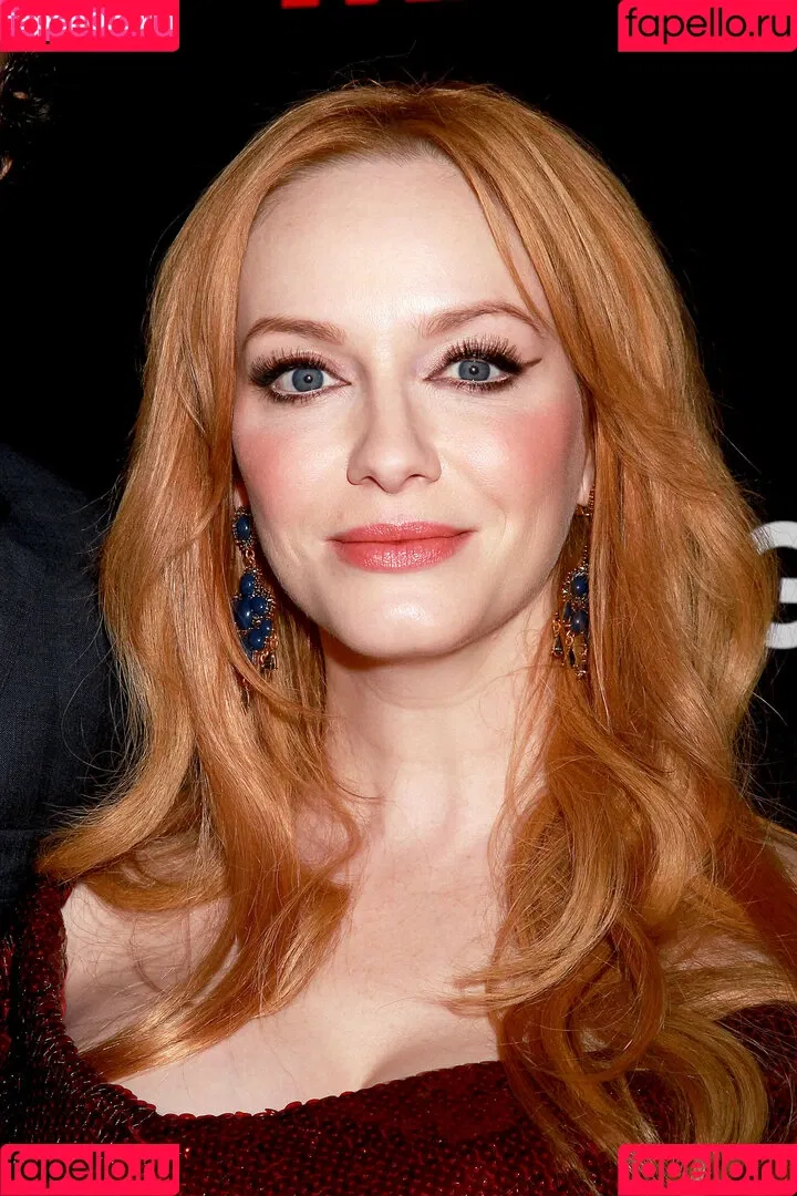Christina Hendricks / actuallychristinahendricks Onlyfans Photo Gallery 