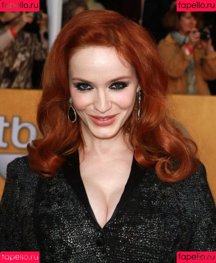 Christina Hendricks / actuallychristinahendricks Onlyfans Photo Gallery 