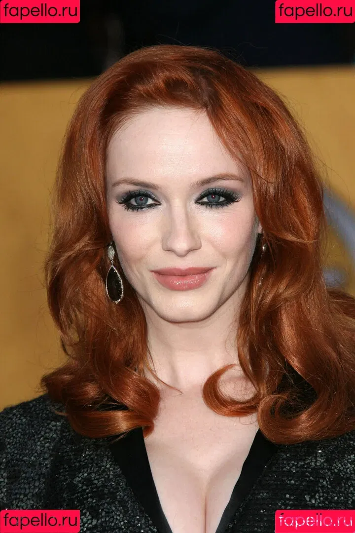 Christina Hendricks / actuallychristinahendricks Onlyfans Photo Gallery 