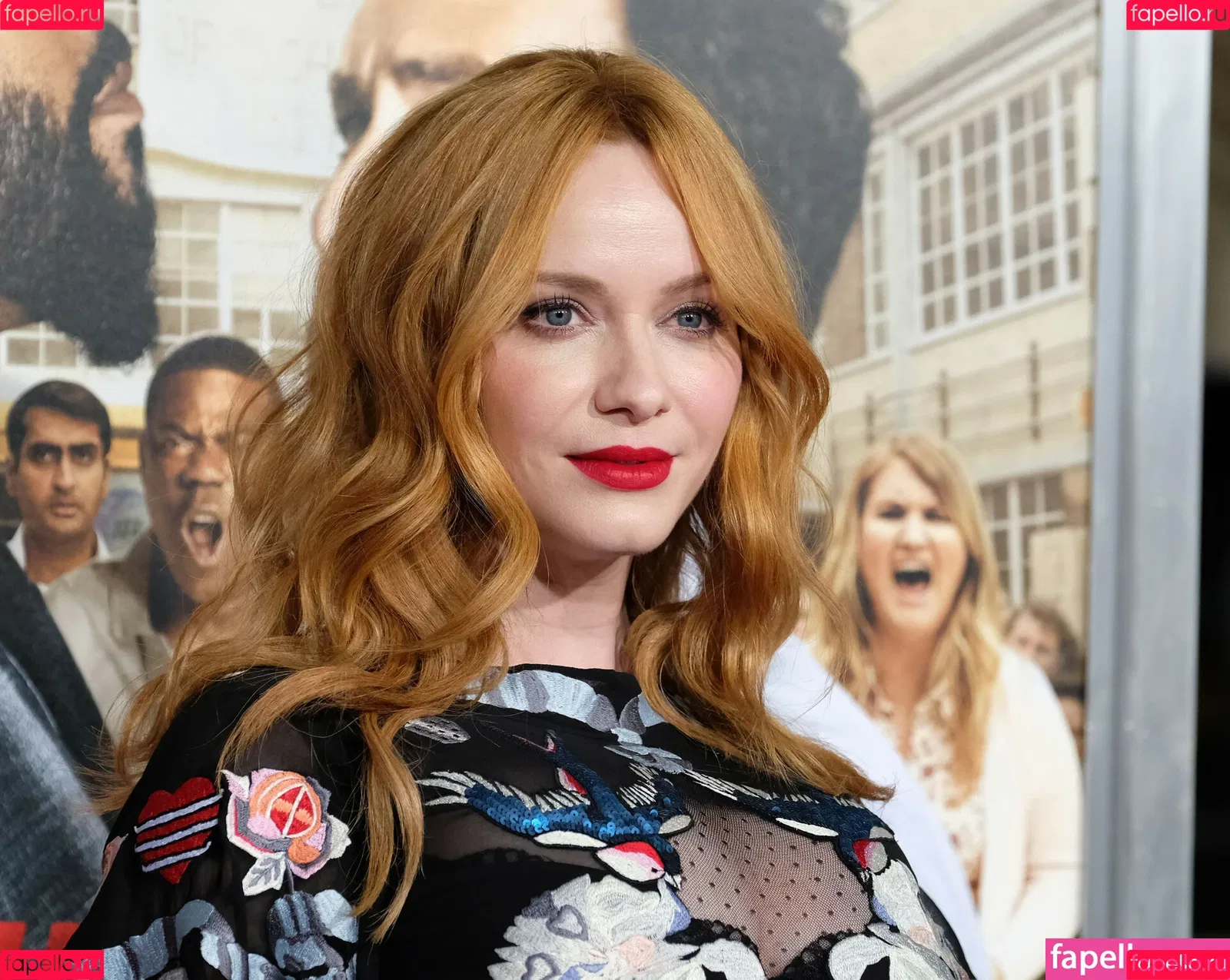 Christina Hendricks / actuallychristinahendricks Onlyfans Photo Gallery 
