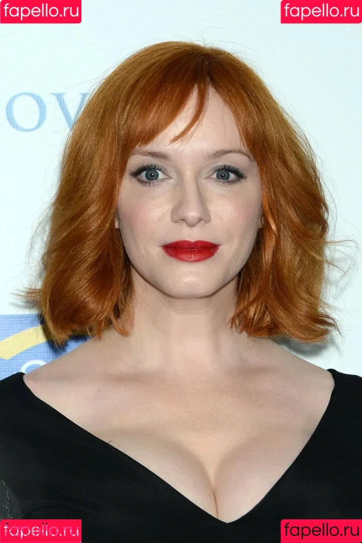 Christina Hendricks / actuallychristinahendricks Onlyfans Photo Gallery 