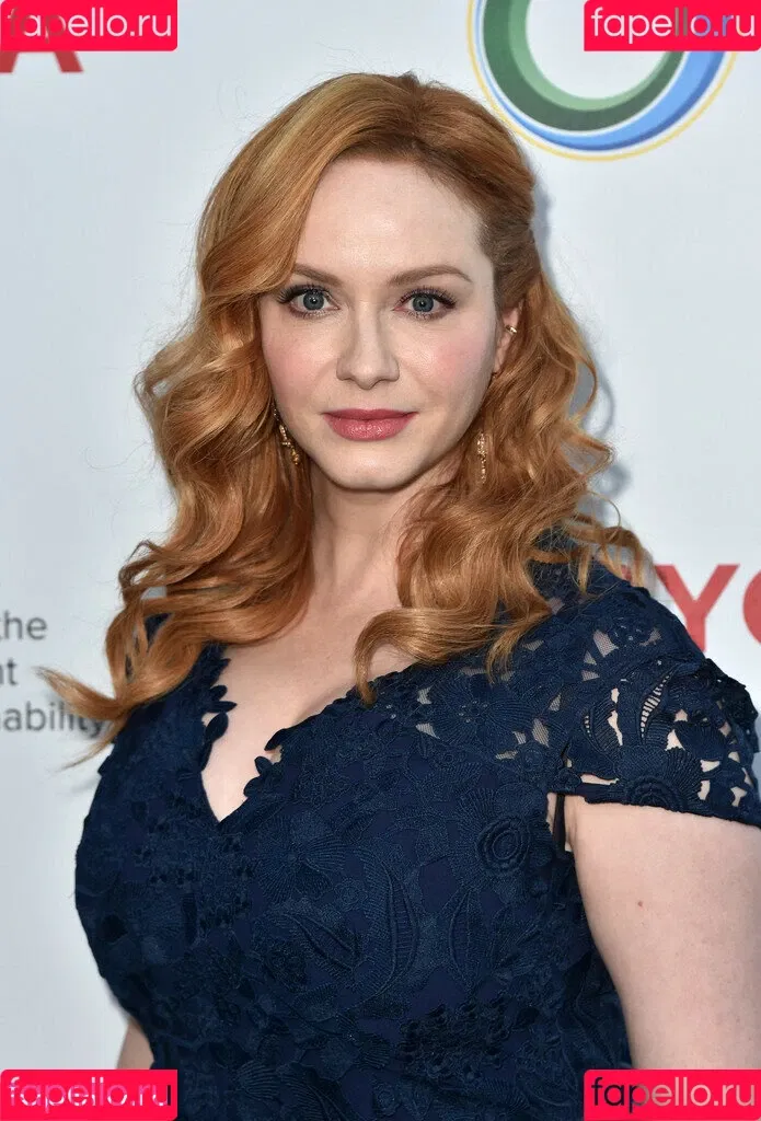 Christina Hendricks / actuallychristinahendricks Onlyfans Photo Gallery 