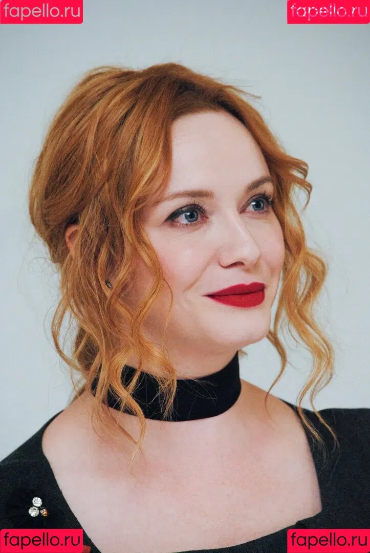 Christina Hendricks / actuallychristinahendricks Onlyfans Photo Gallery 