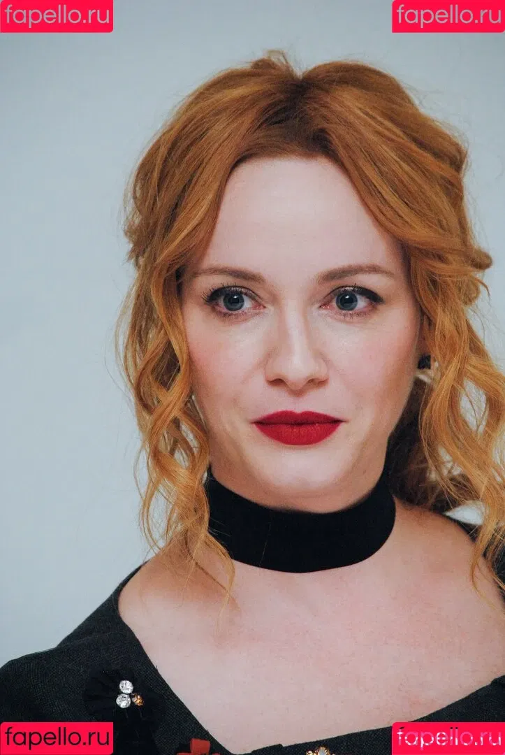 Christina Hendricks / actuallychristinahendricks Onlyfans Photo Gallery 
