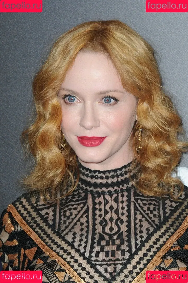 Christina Hendricks / actuallychristinahendricks Onlyfans Photo Gallery 