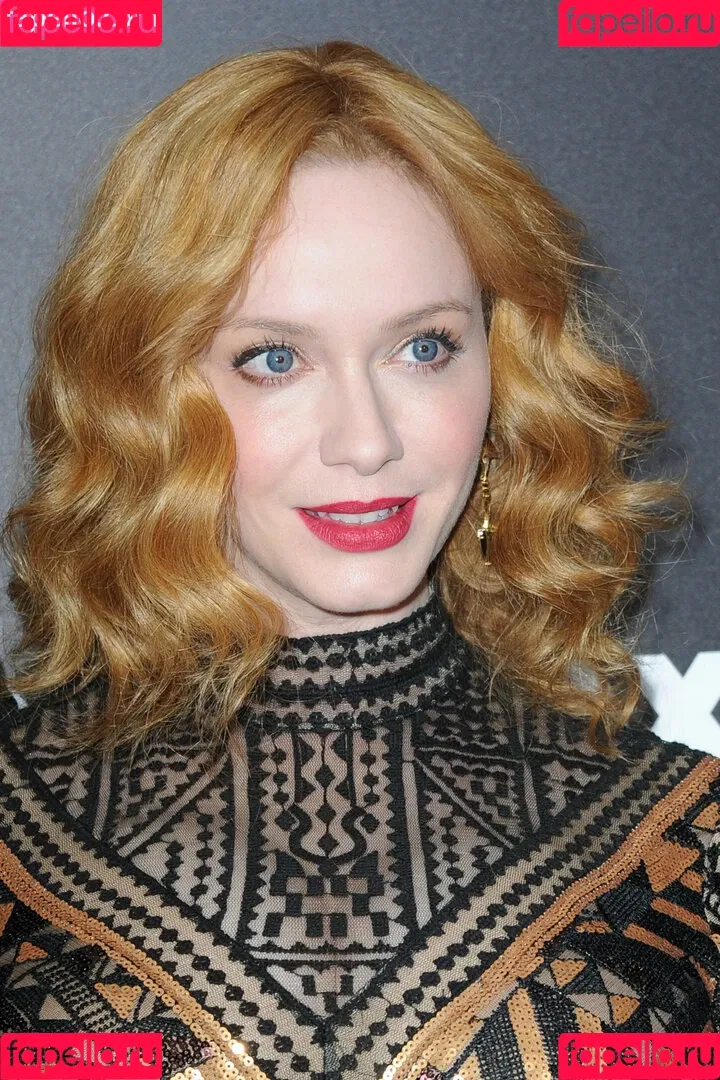 Christina Hendricks / actuallychristinahendricks Onlyfans Photo Gallery 
