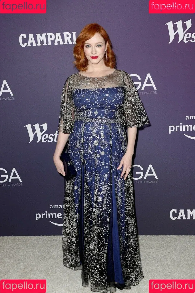Christina Hendricks / actuallychristinahendricks Onlyfans Photo Gallery 