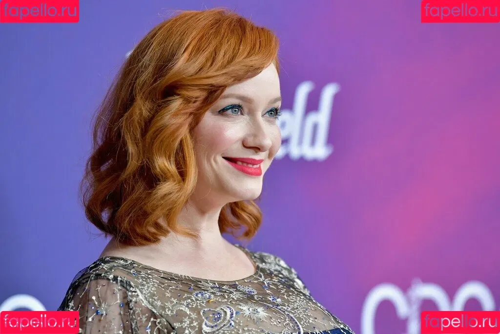 Christina Hendricks / actuallychristinahendricks Onlyfans Photo Gallery 