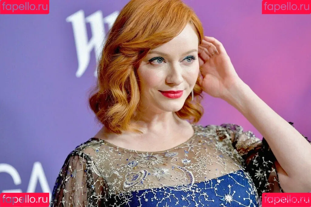 Christina Hendricks / actuallychristinahendricks Onlyfans Photo Gallery 