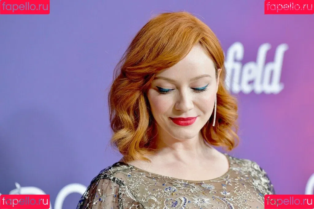 Christina Hendricks / actuallychristinahendricks Onlyfans Photo Gallery 
