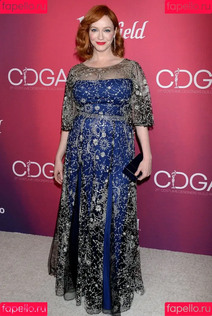 Christina Hendricks / actuallychristinahendricks Onlyfans Photo Gallery 