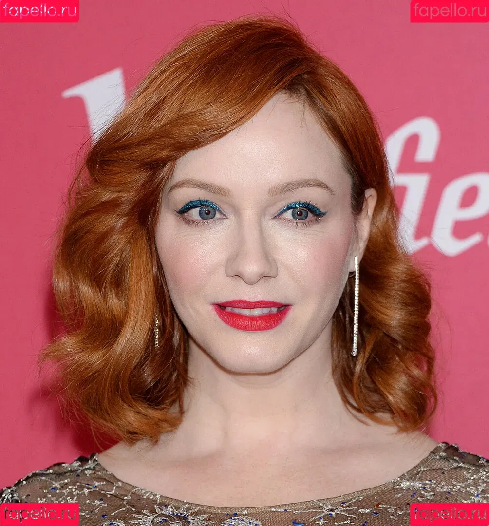 Christina Hendricks / actuallychristinahendricks Onlyfans Photo Gallery 
