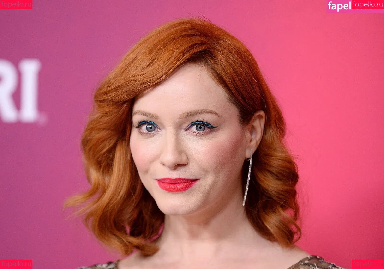 Christina Hendricks / actuallychristinahendricks Onlyfans Photo Gallery 