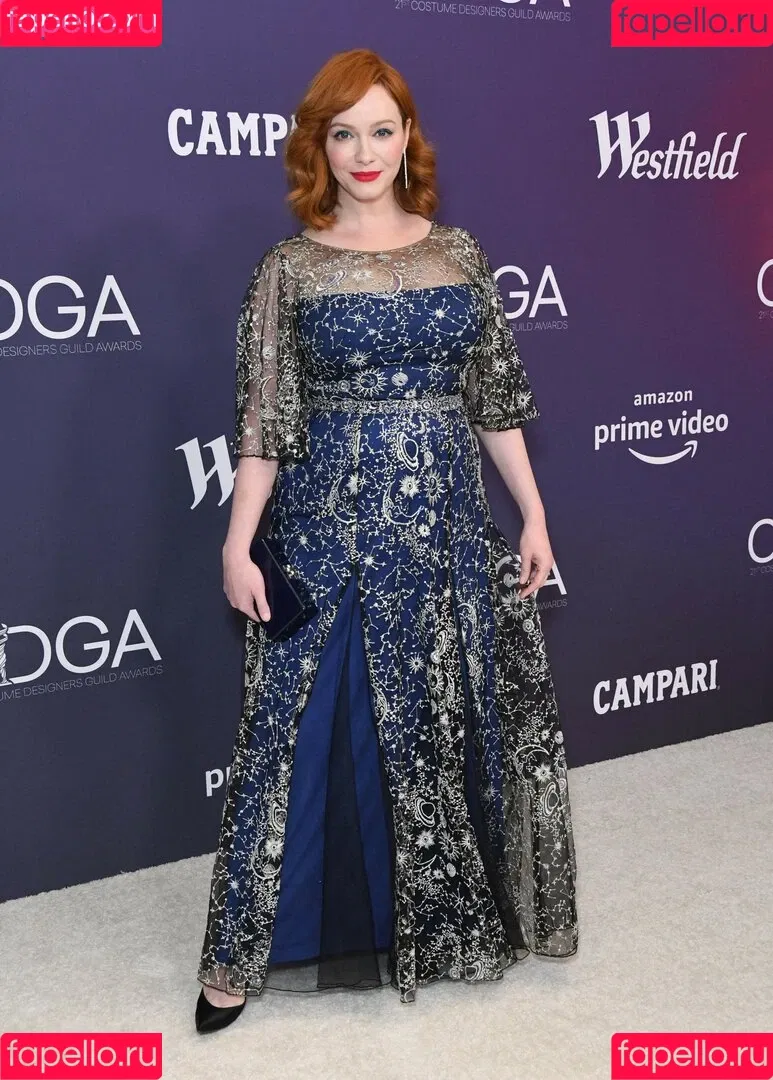 Christina Hendricks / actuallychristinahendricks Onlyfans Photo Gallery 