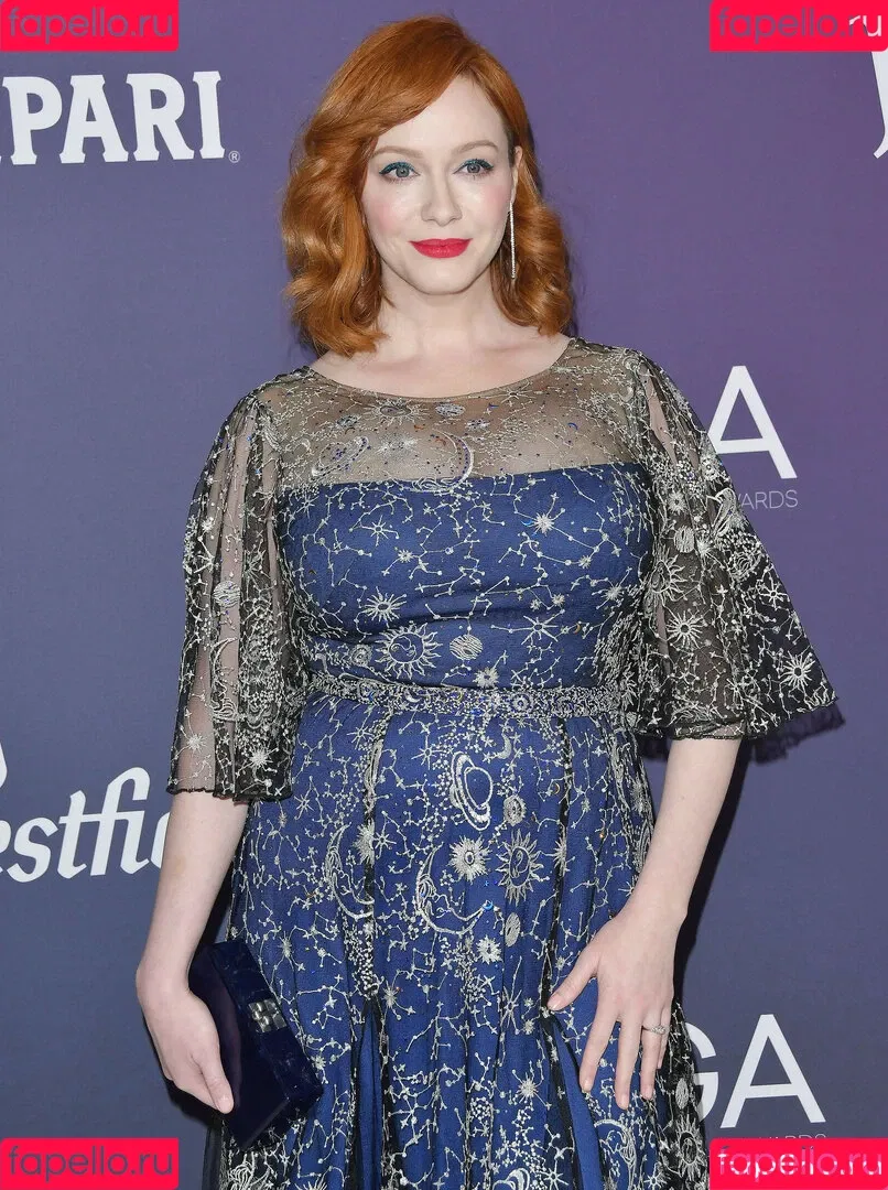 Christina Hendricks / actuallychristinahendricks Onlyfans Photo Gallery 