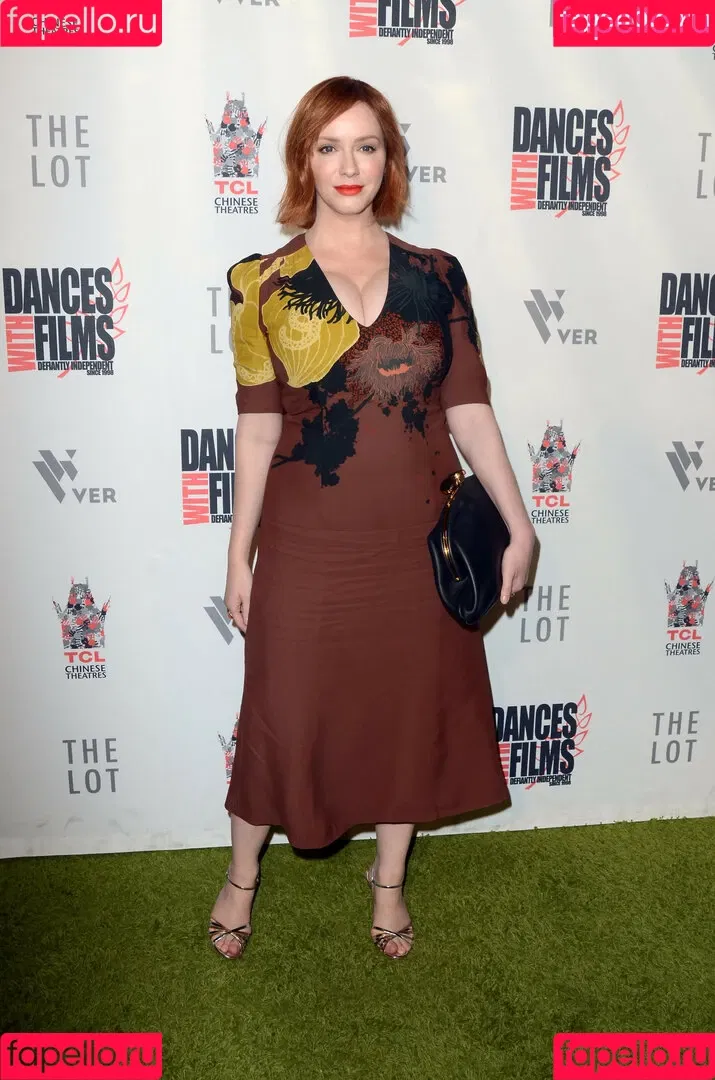 Christina Hendricks / actuallychristinahendricks Onlyfans Photo Gallery 