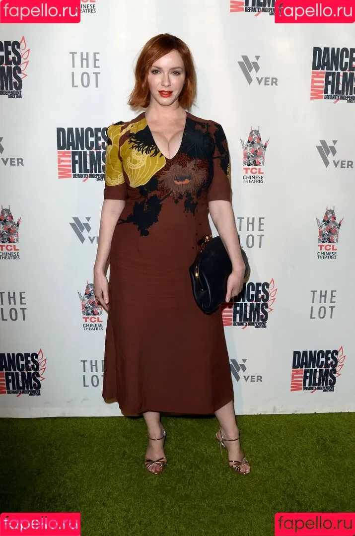 Christina Hendricks / actuallychristinahendricks Onlyfans Photo Gallery 