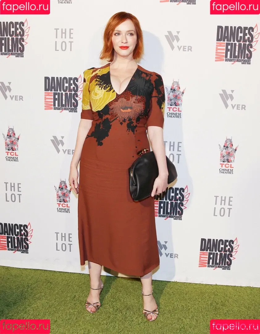 Christina Hendricks / actuallychristinahendricks Onlyfans Photo Gallery 