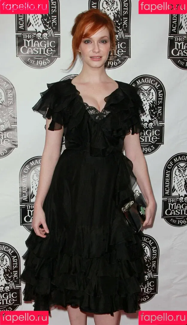 Christina Hendricks / actuallychristinahendricks Onlyfans Photo Gallery 