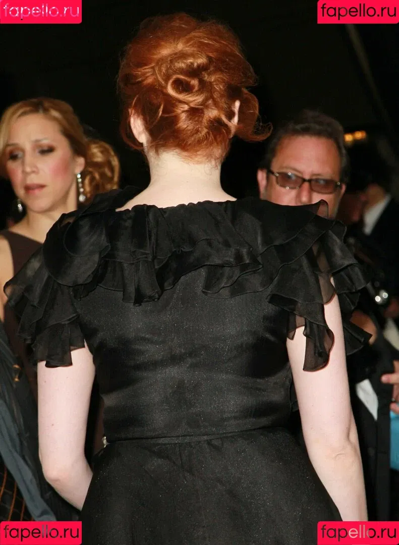 Christina Hendricks / actuallychristinahendricks Onlyfans Photo Gallery 