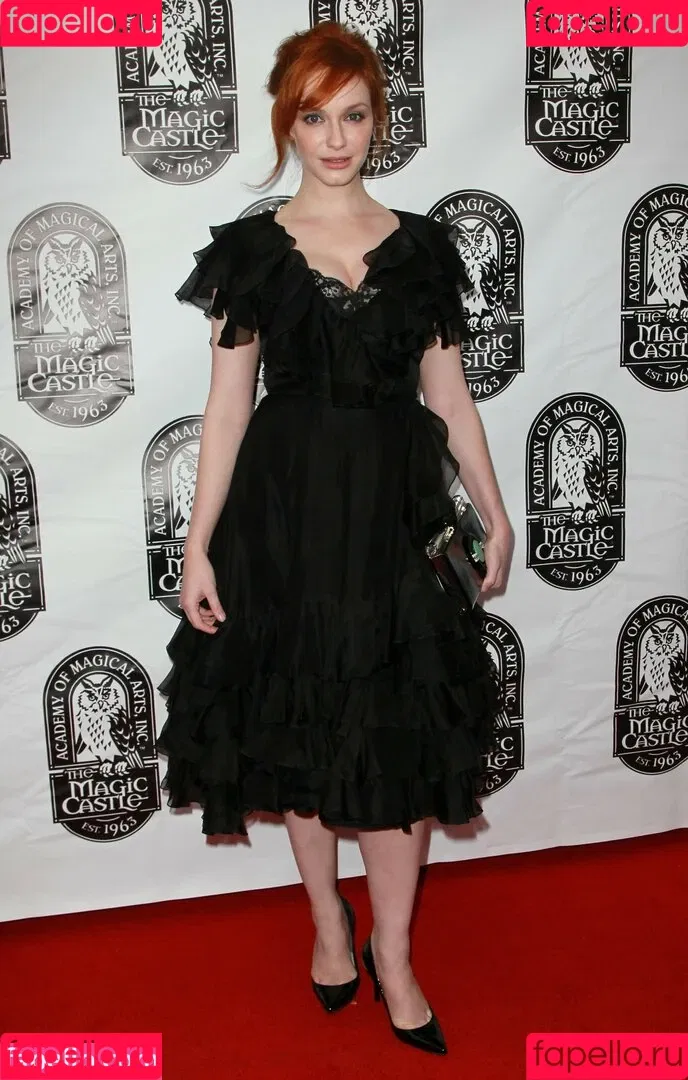 Christina Hendricks / actuallychristinahendricks Onlyfans Photo Gallery 