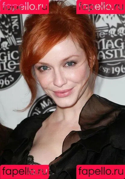 Christina Hendricks / actuallychristinahendricks Onlyfans Photo Gallery 