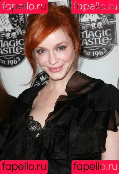 Christina Hendricks / actuallychristinahendricks Onlyfans Photo Gallery 