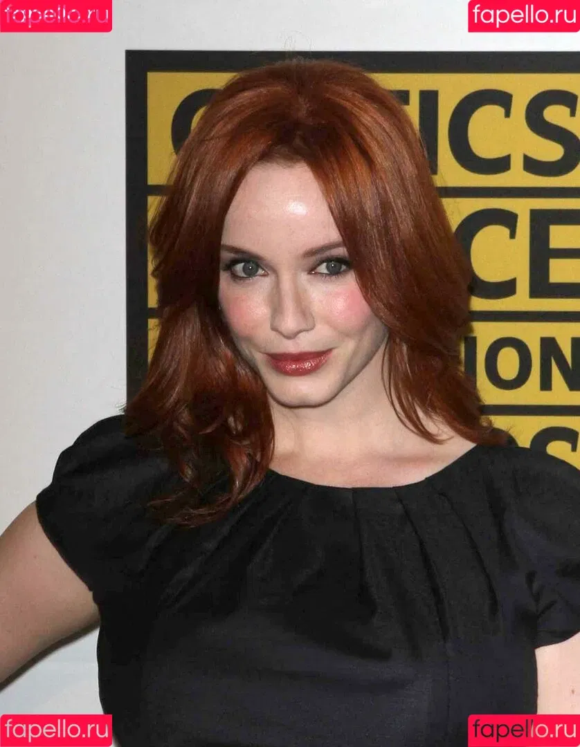 Christina Hendricks / actuallychristinahendricks Onlyfans Photo Gallery 