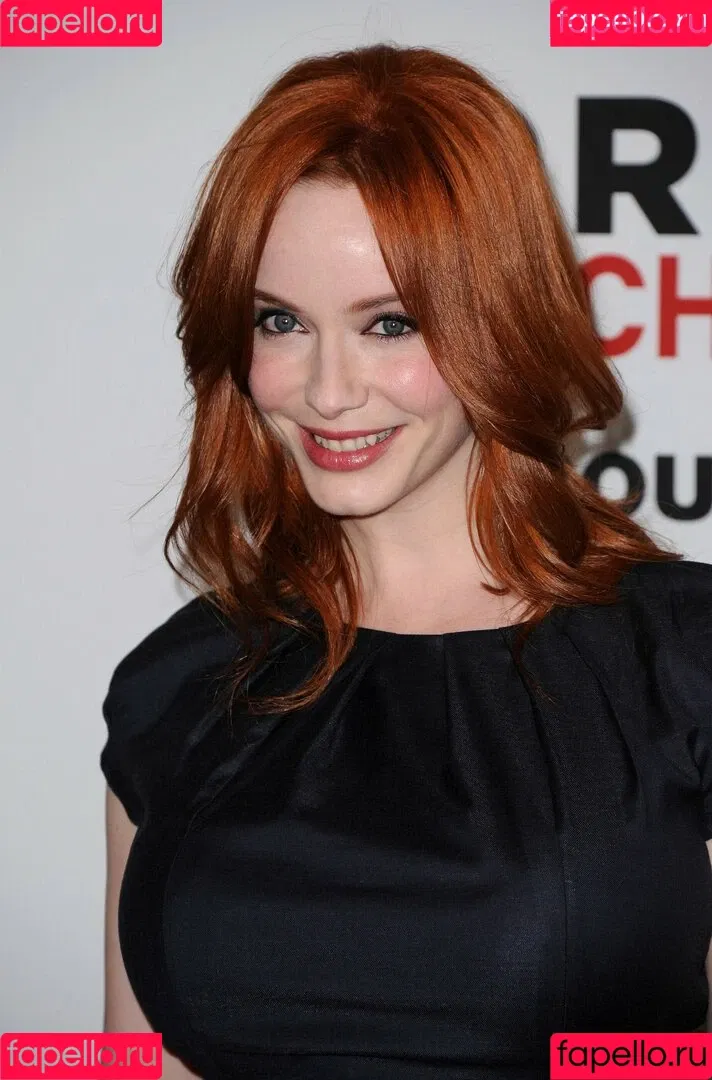 Christina Hendricks / actuallychristinahendricks Onlyfans Photo Gallery 