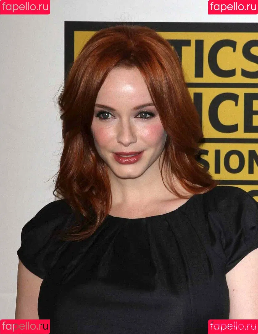 Christina Hendricks / actuallychristinahendricks Onlyfans Photo Gallery 