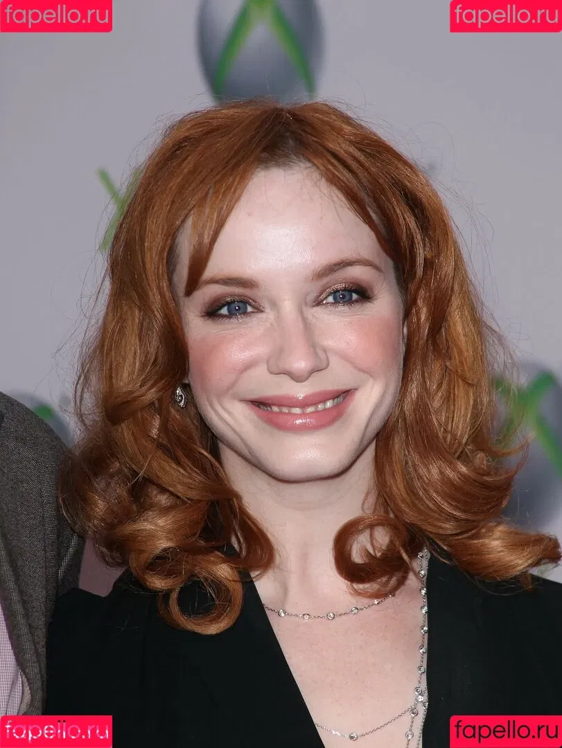 Christina Hendricks / actuallychristinahendricks Onlyfans Photo Gallery 