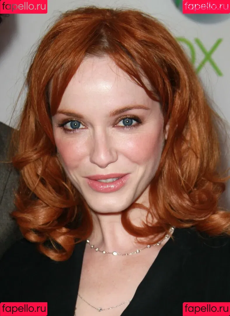 Christina Hendricks / actuallychristinahendricks Onlyfans Photo Gallery 