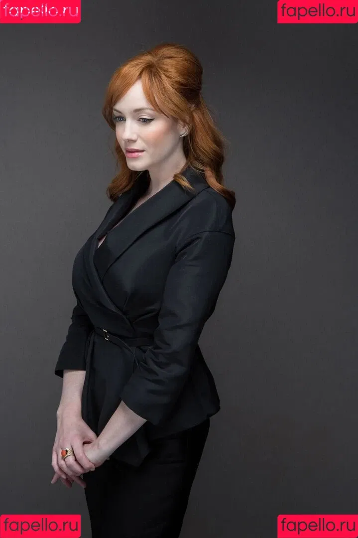 Christina Hendricks / actuallychristinahendricks Onlyfans Photo Gallery 