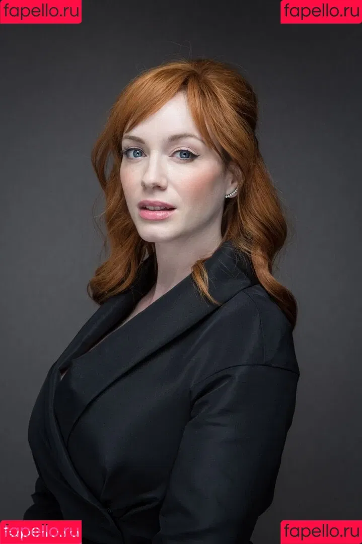 Christina Hendricks / actuallychristinahendricks Onlyfans Photo Gallery 