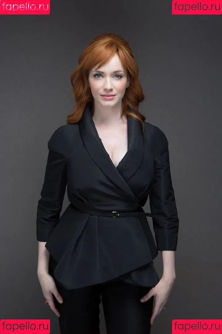 Christina Hendricks / actuallychristinahendricks Onlyfans Photo Gallery 