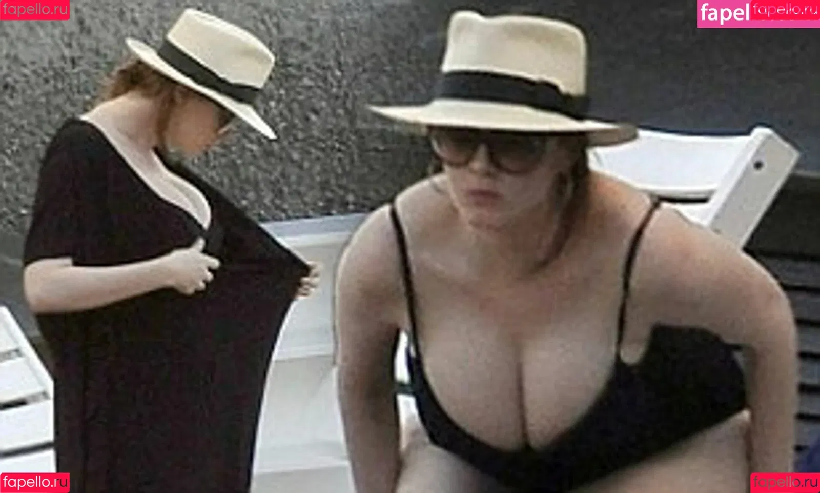 Christina Hendricks / actuallychristinahendricks Onlyfans Photo Gallery 