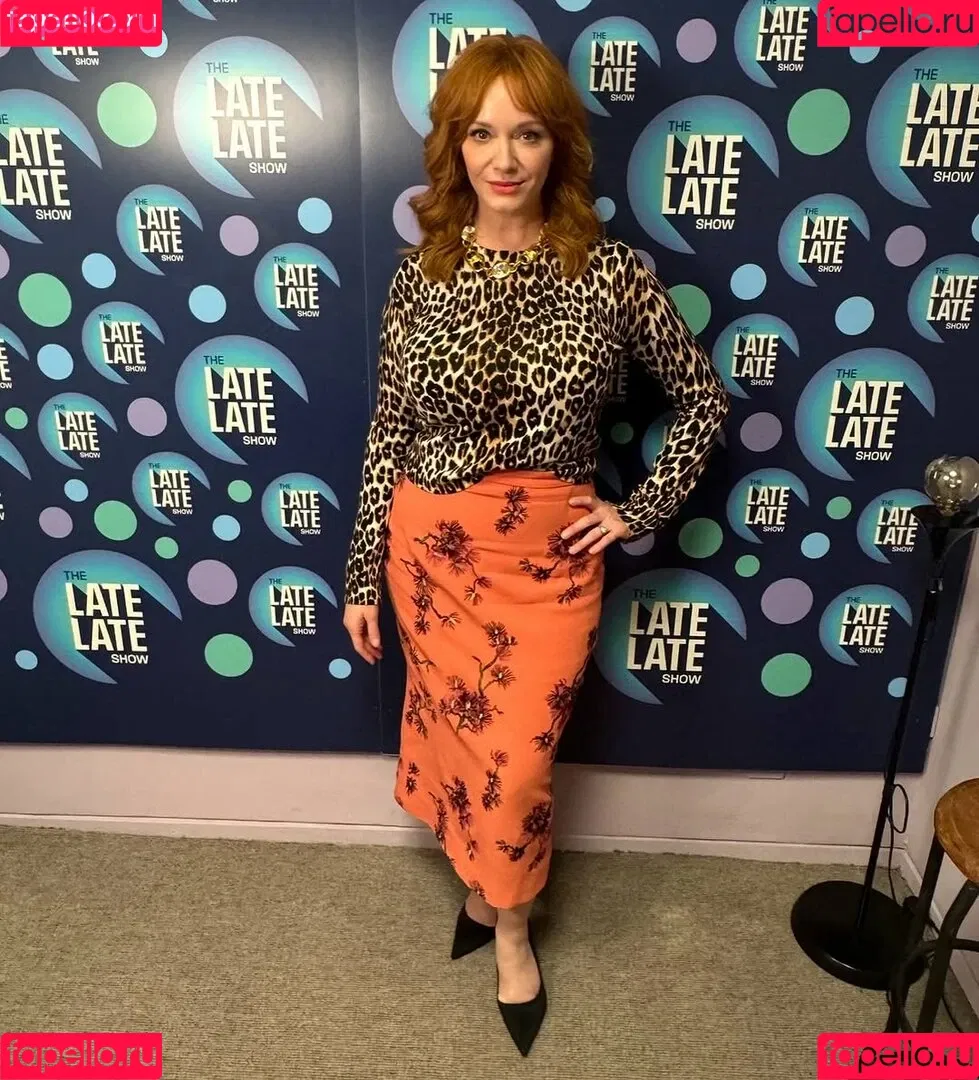 Christina Hendricks / actuallychristinahendricks Onlyfans Photo Gallery 