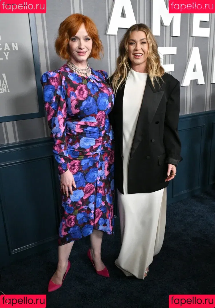 Christina Hendricks / actuallychristinahendricks Onlyfans Photo Gallery 