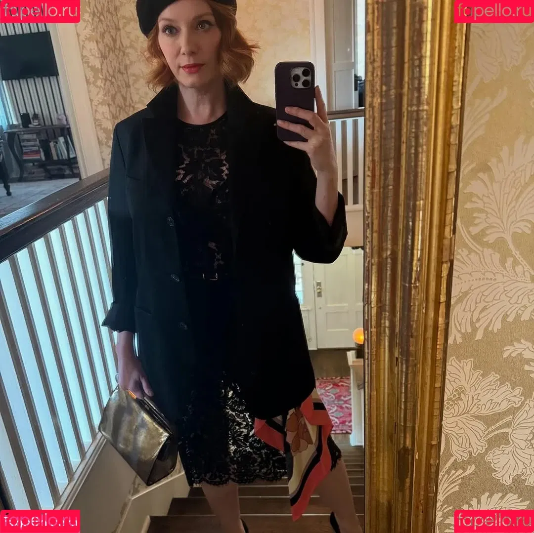 Christina Hendricks / actuallychristinahendricks Onlyfans Photo Gallery 