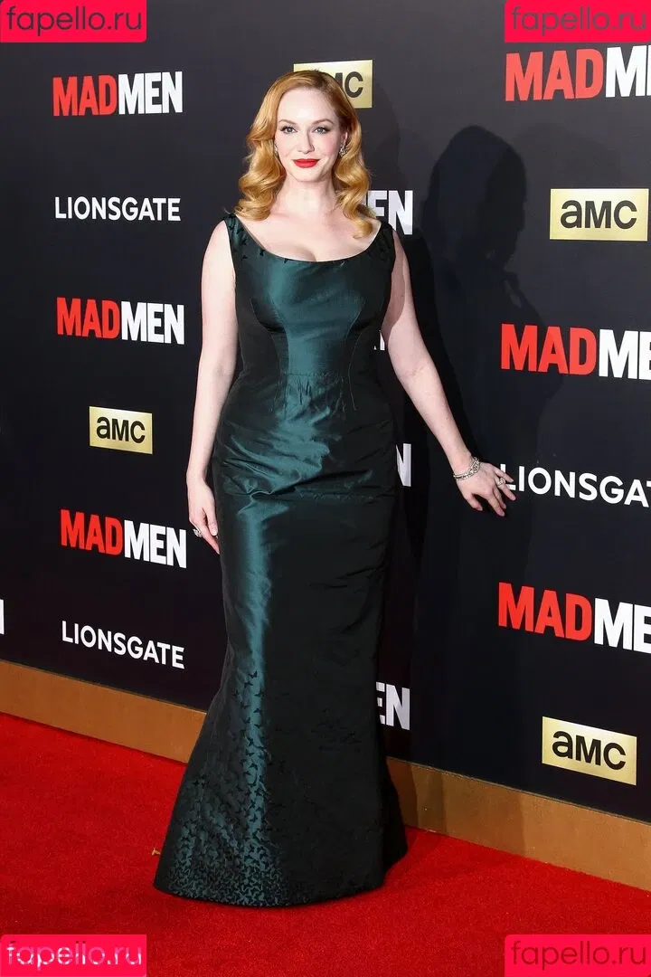 Christina Hendricks / actuallychristinahendricks Onlyfans Photo Gallery 