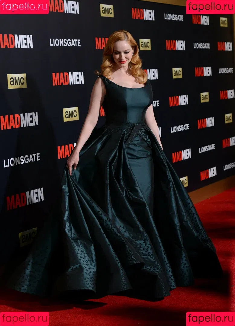 Christina Hendricks / actuallychristinahendricks Onlyfans Photo Gallery 