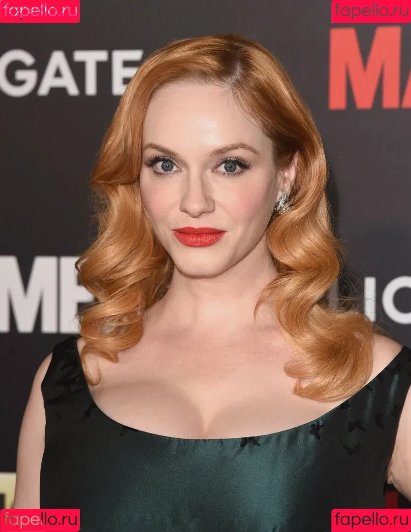 Christina Hendricks / actuallychristinahendricks Onlyfans Photo Gallery 