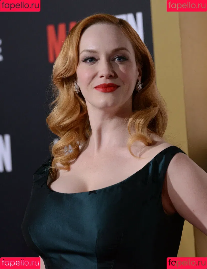 Christina Hendricks / actuallychristinahendricks Onlyfans Photo Gallery 