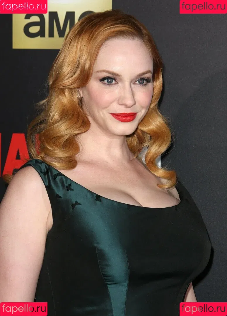 Christina Hendricks / actuallychristinahendricks Onlyfans Photo Gallery 