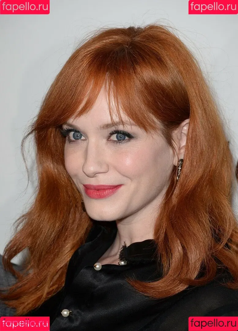 Christina Hendricks / actuallychristinahendricks Onlyfans Photo Gallery 